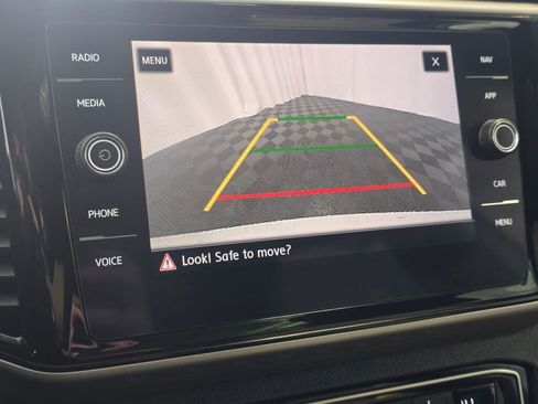 Used 2020 Volkswagen Atlas Cross Sport SEL image 46