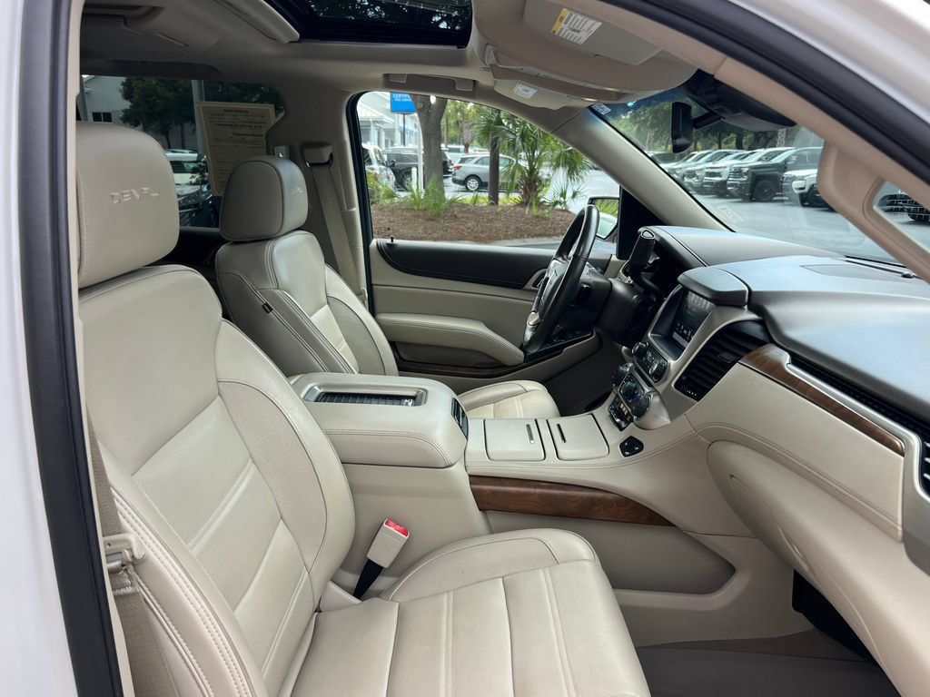 Used 2020 GMC Yukon Denali w/ Denali Ultimate Package RWD image 26
