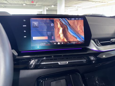 Used 2025 BMW X2 xDrive28i image 26