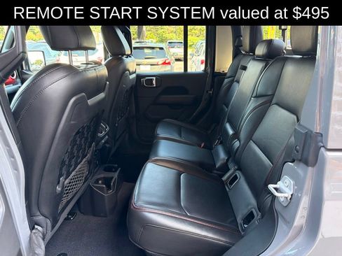 Used 2022 Jeep Gladiator Rubicon w/ LED Lighting Group AWD/4WD image 15