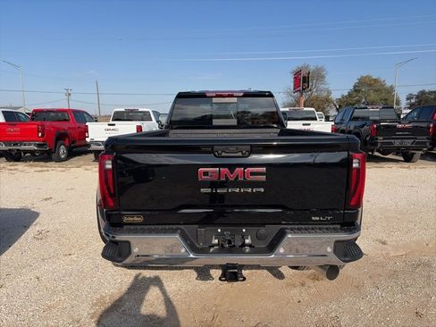 New 2026 GMC Sierra 3500 SLT image 5