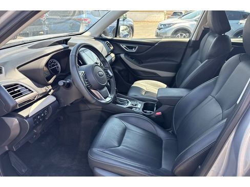 Used 2022 Subaru Forester Limited w/ Popular Package #3 image 10