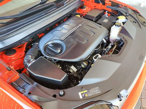 Used 2021 Jeep Cherokee Latitude Lux 80th Anniv w/ Quick Order Package 26U 80TH image 31