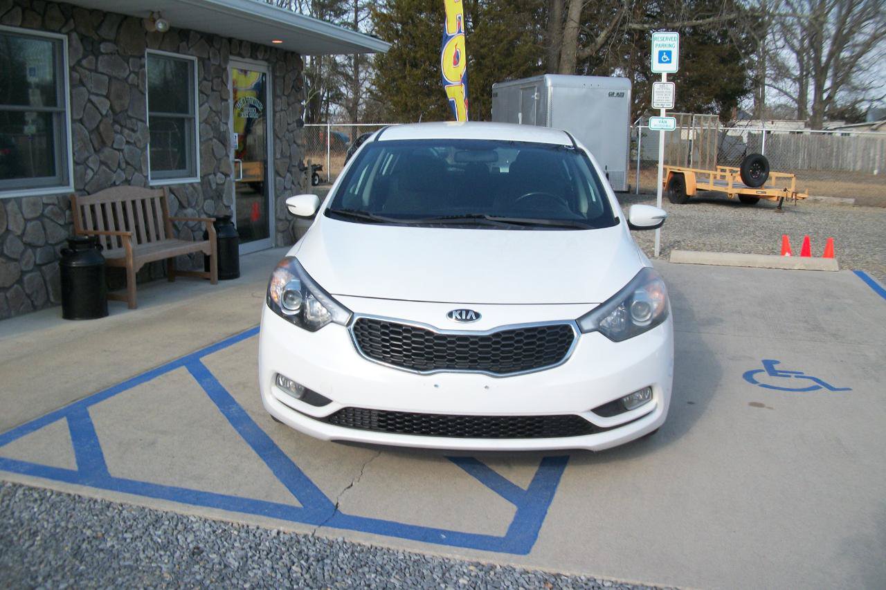 Used 2016 Kia Forte EX FWD image 18