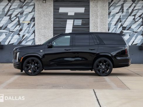 Used 2025 Cadillac Escalade Sport Platinum w/ LPO, Floor Liner Package image 7