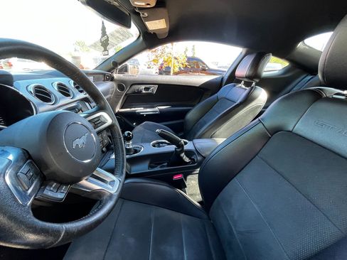 Used 2017 Ford Mustang GT Premium RWD image 30
