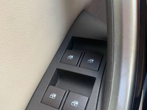 Used 2013 Buick Verano Leather FWD image 24