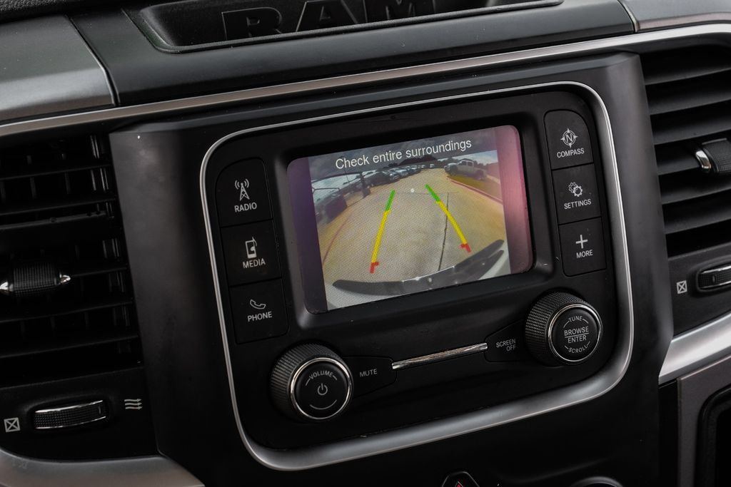 Used 2022 RAM 1500 Classic SLT RWD image 17