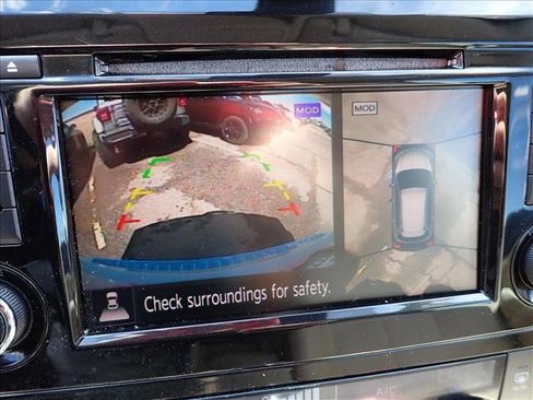 Used 2018 Nissan Rogue SL FWD image 20