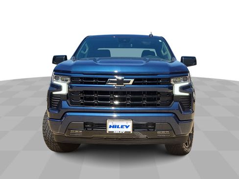 Used 2022 Chevrolet Silverado 1500 RST w/ Z71 Off-Road Package AWD/4WD image 3