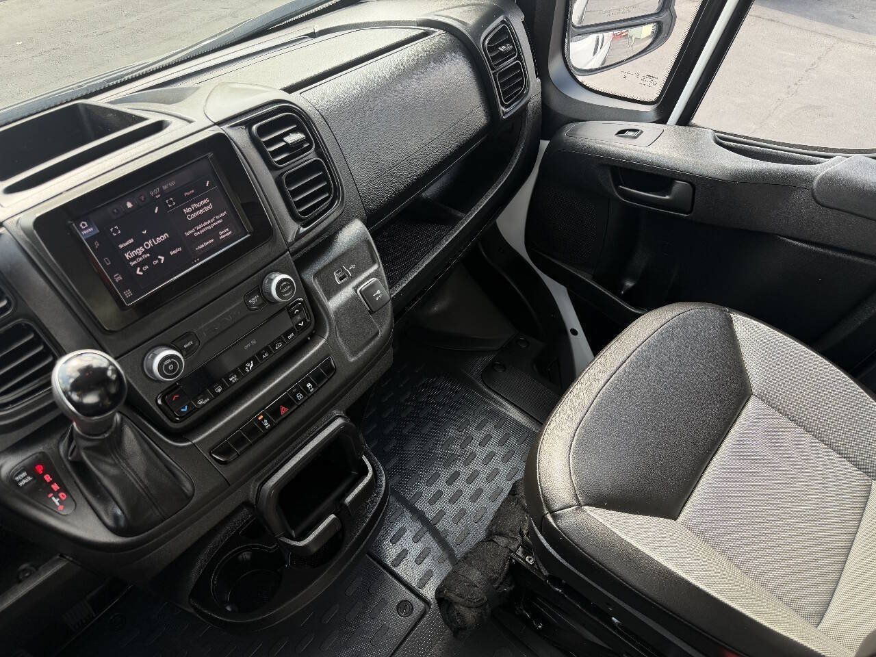 Used 2023 RAM ProMaster 3500 w/ Lane Management Group FWD image 17