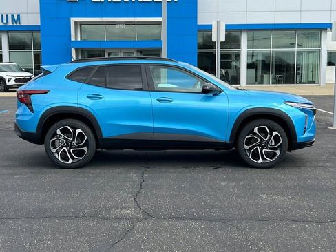 New 2026 Chevrolet Trax RS w/ Driver Confidence Package image 40