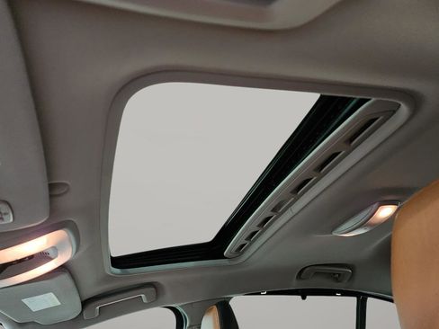 Used 2018 Volvo S60 T5 Inscription image 14