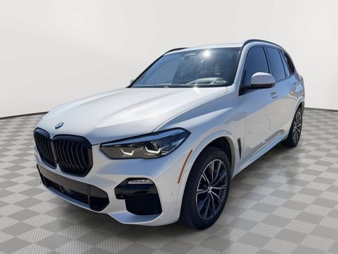 Used 2021 BMW X5 M50i w/ Dynamic Handling Package AWD/4WD image 3