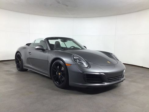 Certified 2017 Porsche 911 Carrera 4 AWD/4WD image 25