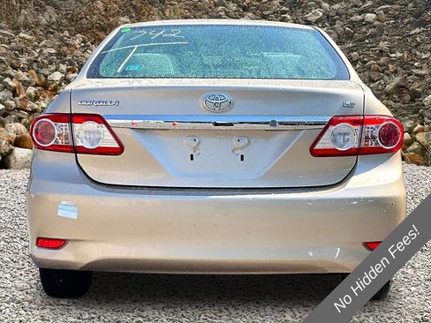 Used 2011 Toyota Corolla LE FWD image 4