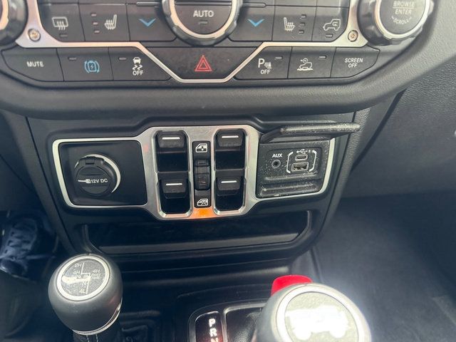 Used 2024 Jeep Wrangler High Altitude AWD/4WD image 27