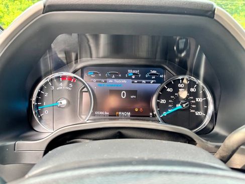 Used 2022 Ford F350 Lariat w/ Tremor Off-Road Package AWD/4WD image 15