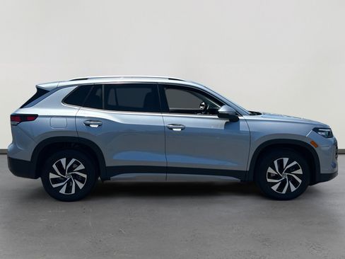 Used 2026 Volkswagen Tiguan S FWD image 6