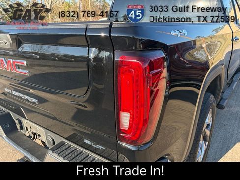 Used 2022 GMC Sierra 1500 SLT w/ SLT Convenience Package image 9