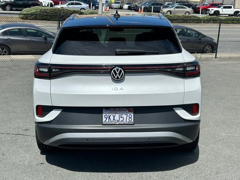 Used 2023 Volkswagen ID.4 Pro S Plus RWD image 6