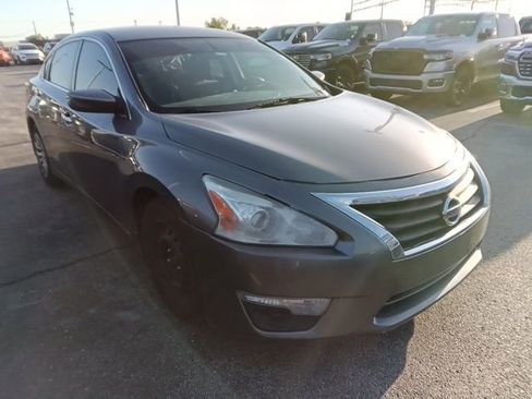 Used 2015 Nissan Altima 2.5 S w/ Power Driver Seat Package image 6
