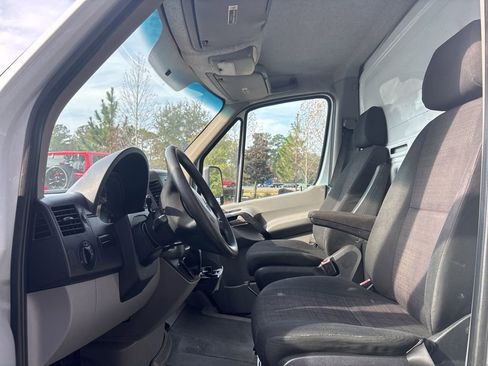Used 2016 Mercedes-Benz Sprinter 3500 image 35