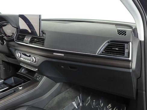 Used 2023 Audi Q5 2.0T Premium Plus w/ Premium Plus Package AWD/4WD image 14