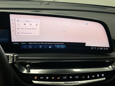 Certified 2024 Cadillac Lyriq Tech w/ LPO, Floor Liner Package AWD/4WD image 5