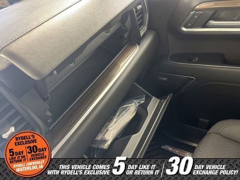 Certified 2022 Chevrolet Silverado 1500 LT Trail Boss w/ Convenience Package II AWD/4WD image 35