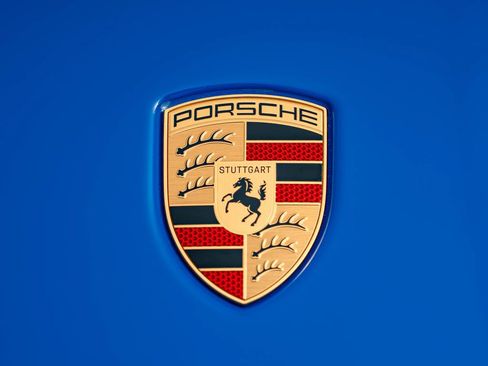 Certified 2025 Porsche 911 Carrera 4 GTS AWD/4WD image 15