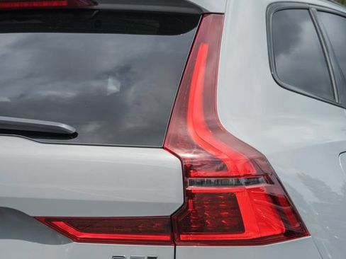 New 2027 Volvo XC60 B5 Ultra AWD/4WD image 7