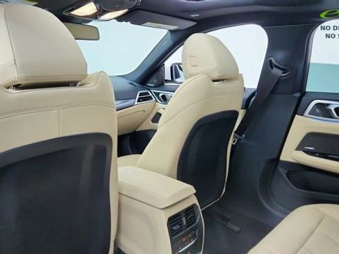 Used 2025 BMW i4 eDrive40 w/ Premium Package RWD image 31