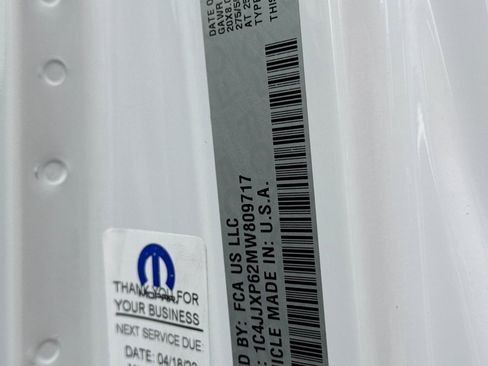 Used 2021 Jeep Wrangler Unlimited Sahara image 27