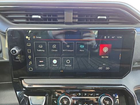 Used 2023 GMC Sierra 1500 AT4 w/ Technology Package image 26