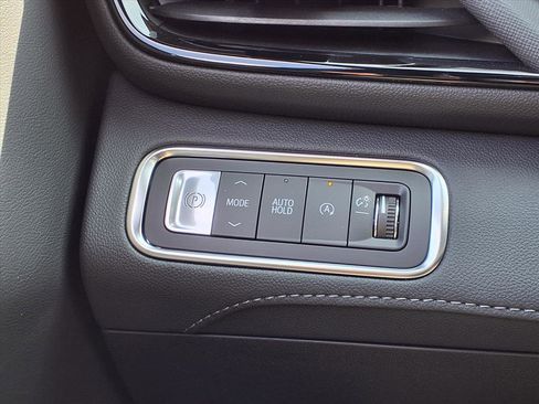 New 2025 Buick Enclave Preferred w/ Power Package image 25