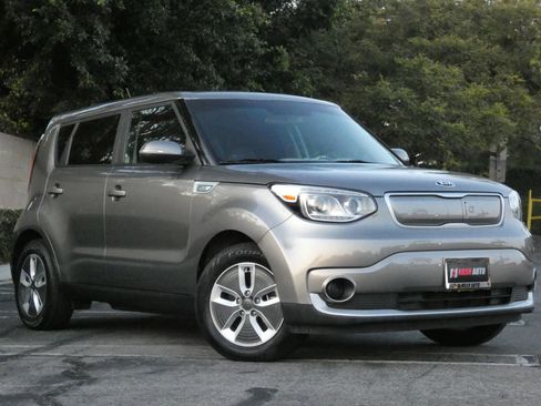 Used 2018 Kia Soul EV image 5