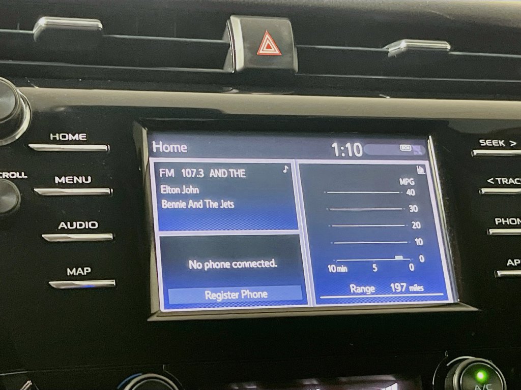 Used 2019 Toyota Camry SE FWD image 23