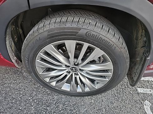 Used 2022 Toyota Highlander Platinum image 10