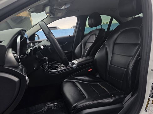 Used 2017 Mercedes-Benz C 300 Sedan w/ Premium 4 Package image 10