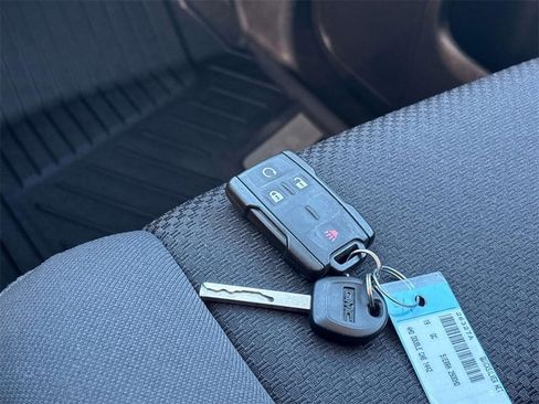 Used 2019 GMC Sierra 2500 SLE image 28