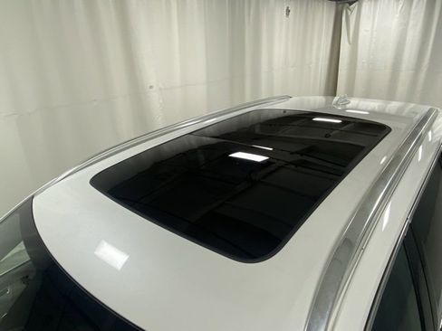 Certified 2023 Volvo XC90 T8 Ultimate w/ Lounge Package image 6