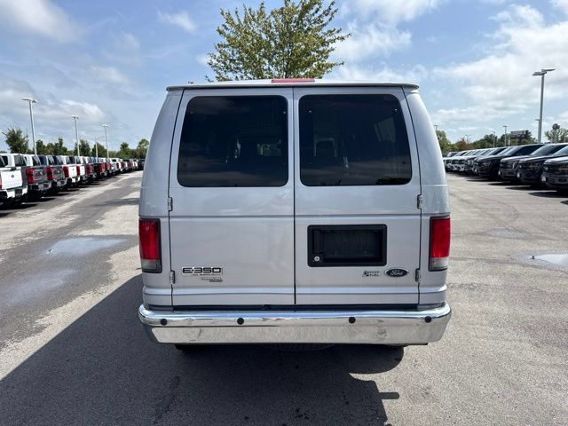 Used 2014 Ford E-350 and Econoline 350 XLT RWD image 5
