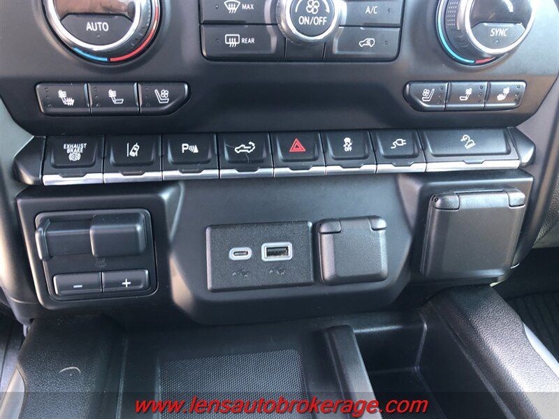 Used 2020 Chevrolet Silverado 3500 High Country w/ Z71 Off-Road Package AWD/4WD image 17