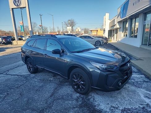 Used 2025 Subaru Outback Onyx Edition XT image 1