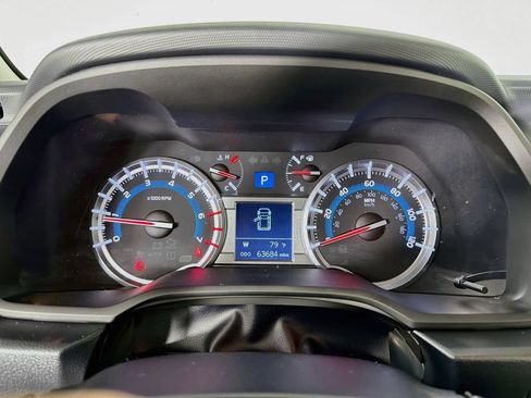 Used 2019 Toyota 4Runner Limited AWD/4WD image 17