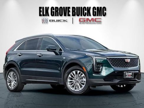 Used 2024 Cadillac XT4 Premium Luxury AWD/4WD image 2