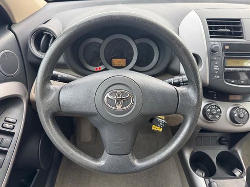 Used 2006 Toyota RAV4 4WD image 8