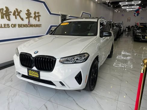 Used 2023 BMW X3 xDrive30i w/ Convenience Package AWD/4WD image 4