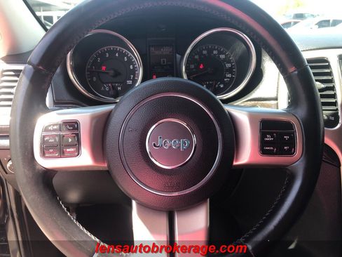 Used 2012 Jeep Grand Cherokee Laredo image 13